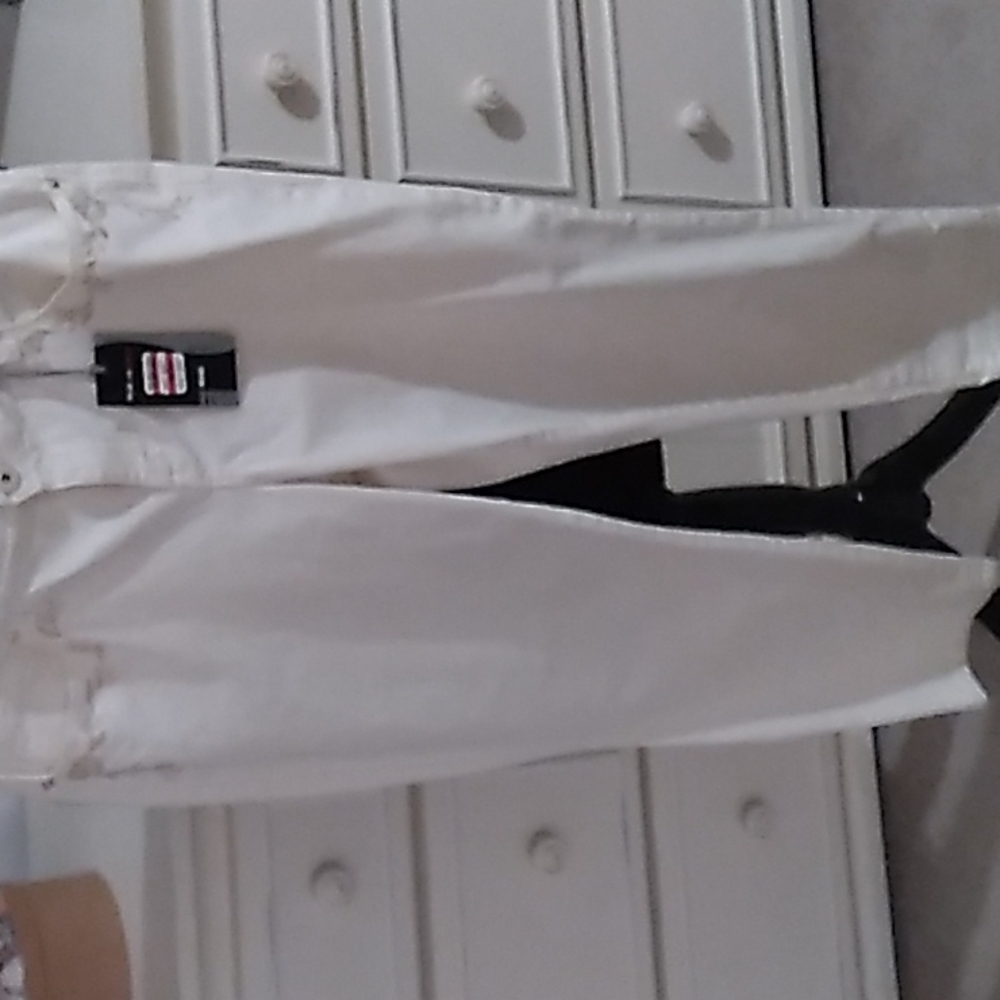 Style & Co denim, ankle, midrise, off white jeans, size 12, never worn.